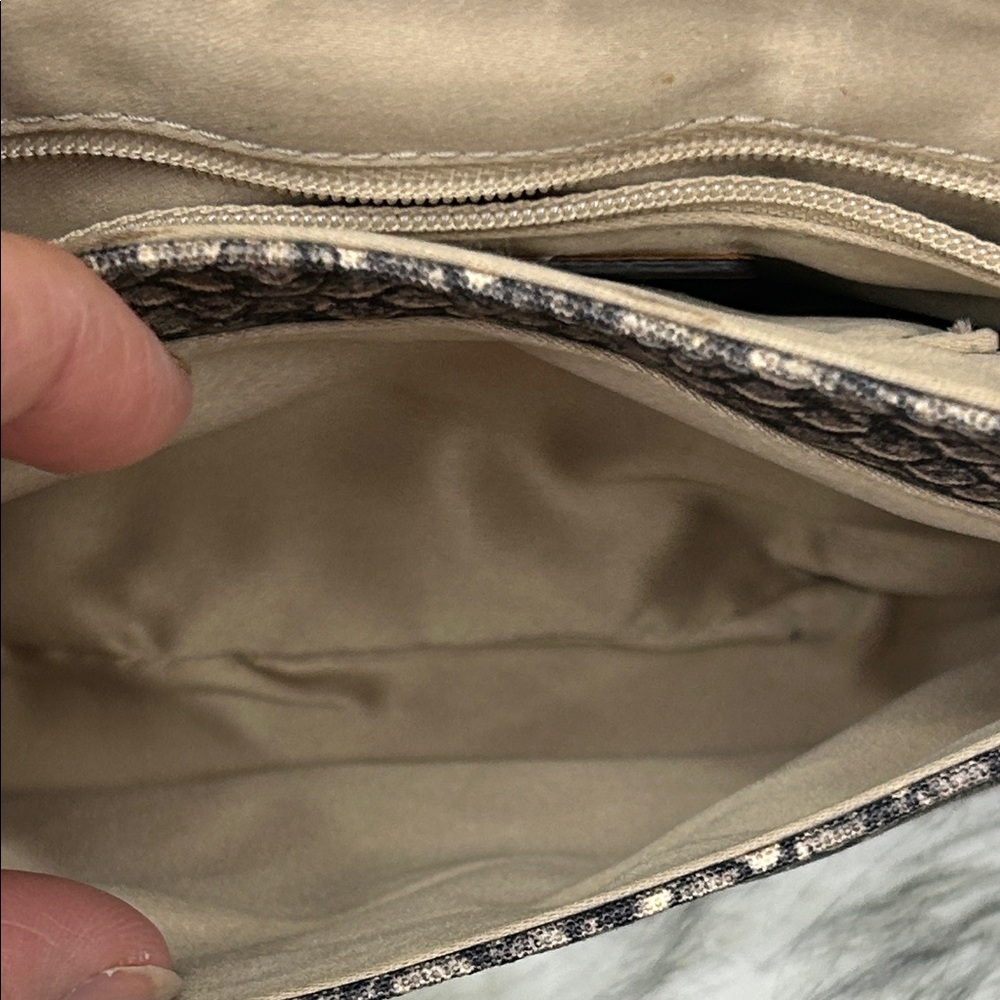 Coach Taylor Snake Pattern flap Crossbody handBag / crossbody - Picture 14 of 15